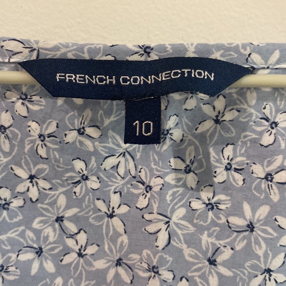 French connection size 10 button down top - Picture 3 of 6